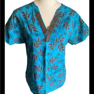 Dickies Scrub Top Blue With Brown Accents Size Medium